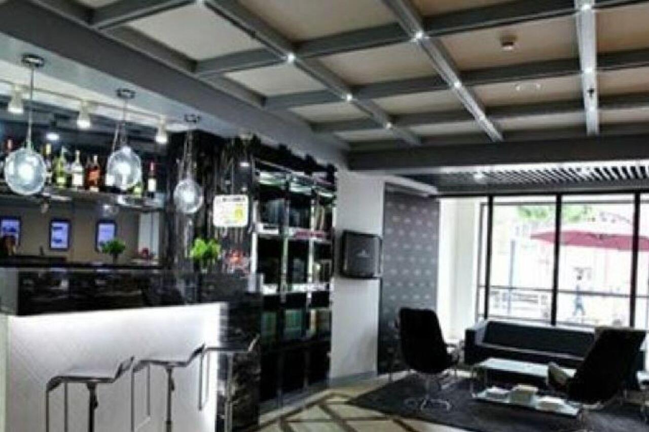 Neobridge Hotel Sanghaj Kültér fotó